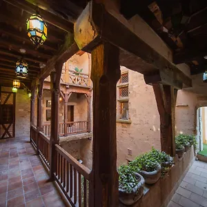 https://la-maison-bakea.midi-pyreneeshotels.com